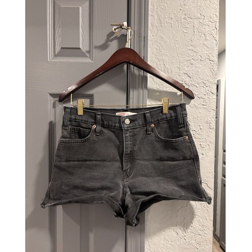 Signature by Levi Strauss Heritage High-Rise Cut Off Shorts Women 6 Black Denim